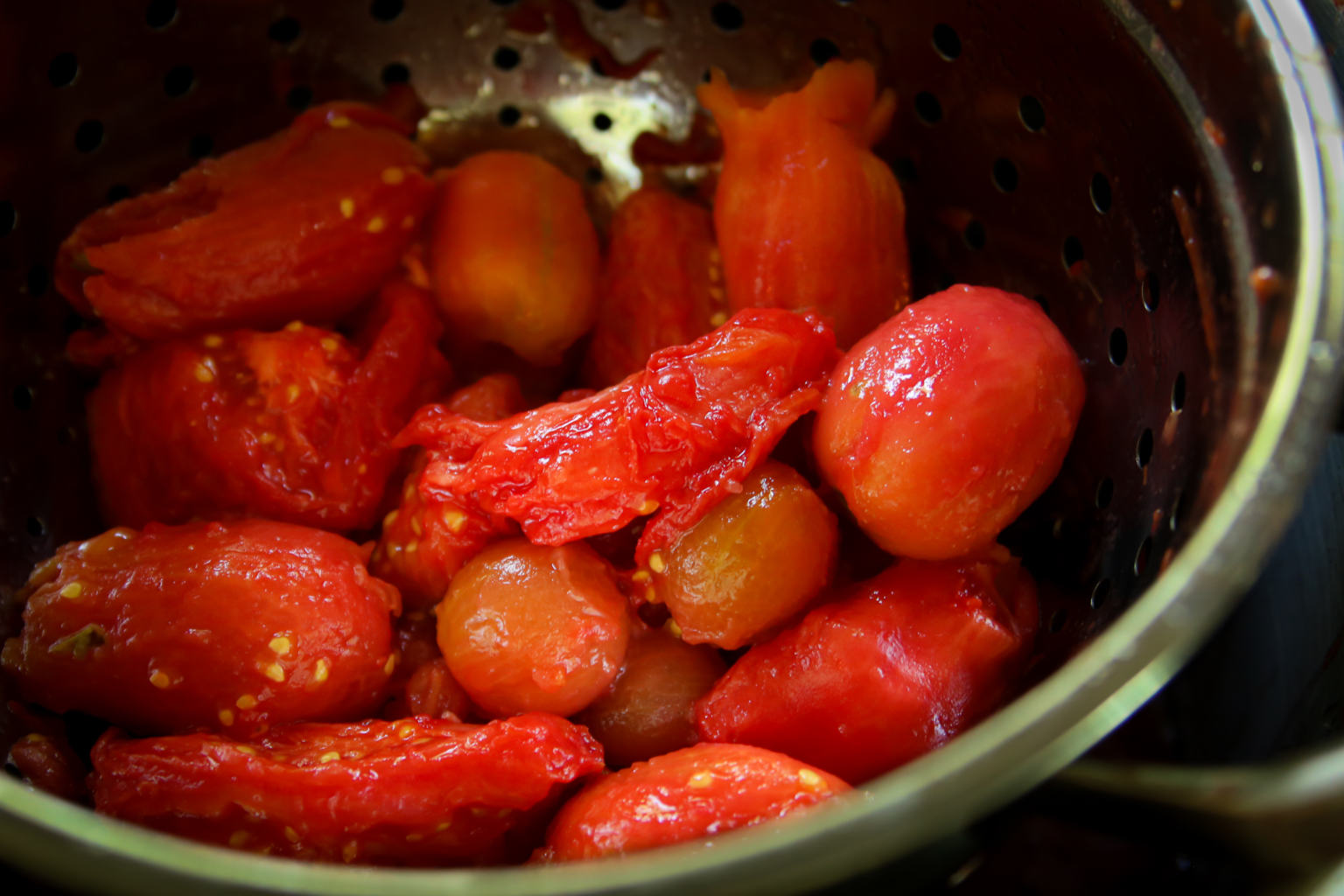 A How To Guide Canning Tomatoes • The Farmhouse Project